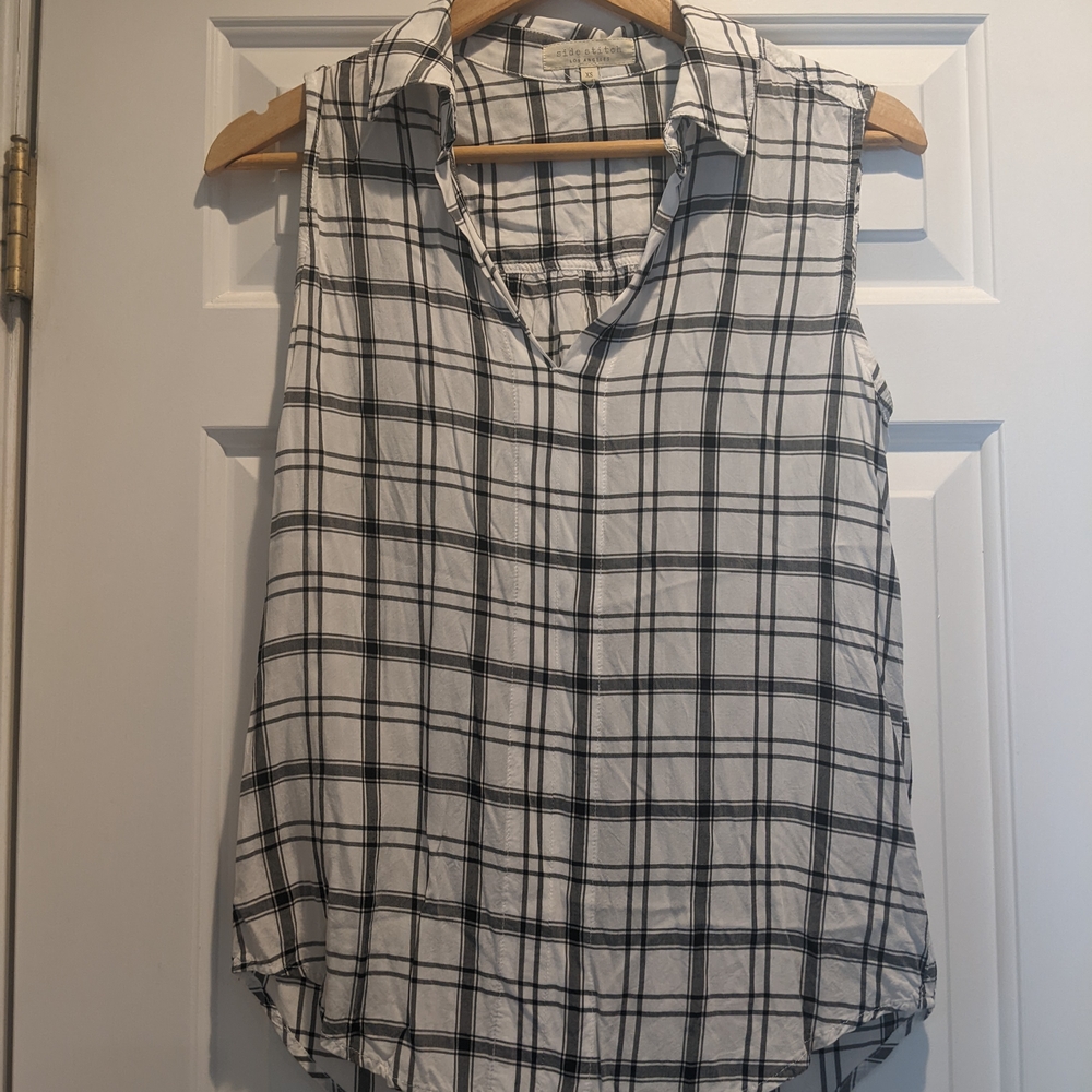 Side Stitch Black and White Plaid Sleeveless Shirt